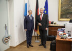 Innenminister Joachim Herrmann und Dr. Ian-Tsing Joseph Dieu