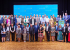 Gruppenfoto mit allen Geehrten sowie Innenminister Joachim Herrmann