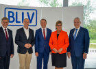 Gruppenfoto mit Innenminister Joachim Herrmann und Personen der BLLV