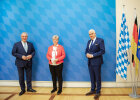 Innenminister Joachim Herrmann, Präsidentin Angelika Schorer und Landesgeschäftsführer Leonhard Stärk