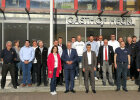Gruppenfoto mit allen Teilnehmern vor Gasthof Heckl