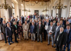 Gruppenfoto mit allen Geehrten