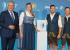 Sportminister Joachim Herrmann, Rennrodlerin Natalie Geisenberger, Doppel-Rennrodler Tobias Wendel und Tobias Arlt 